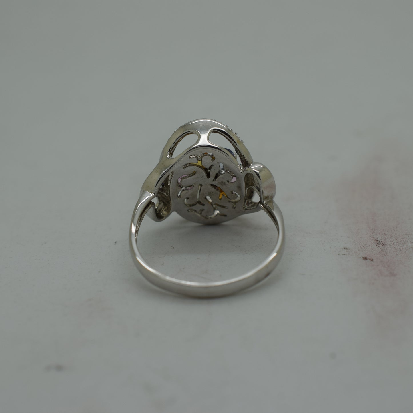 14k Gold Diamond Rainbow Flower Ring 0.13ct